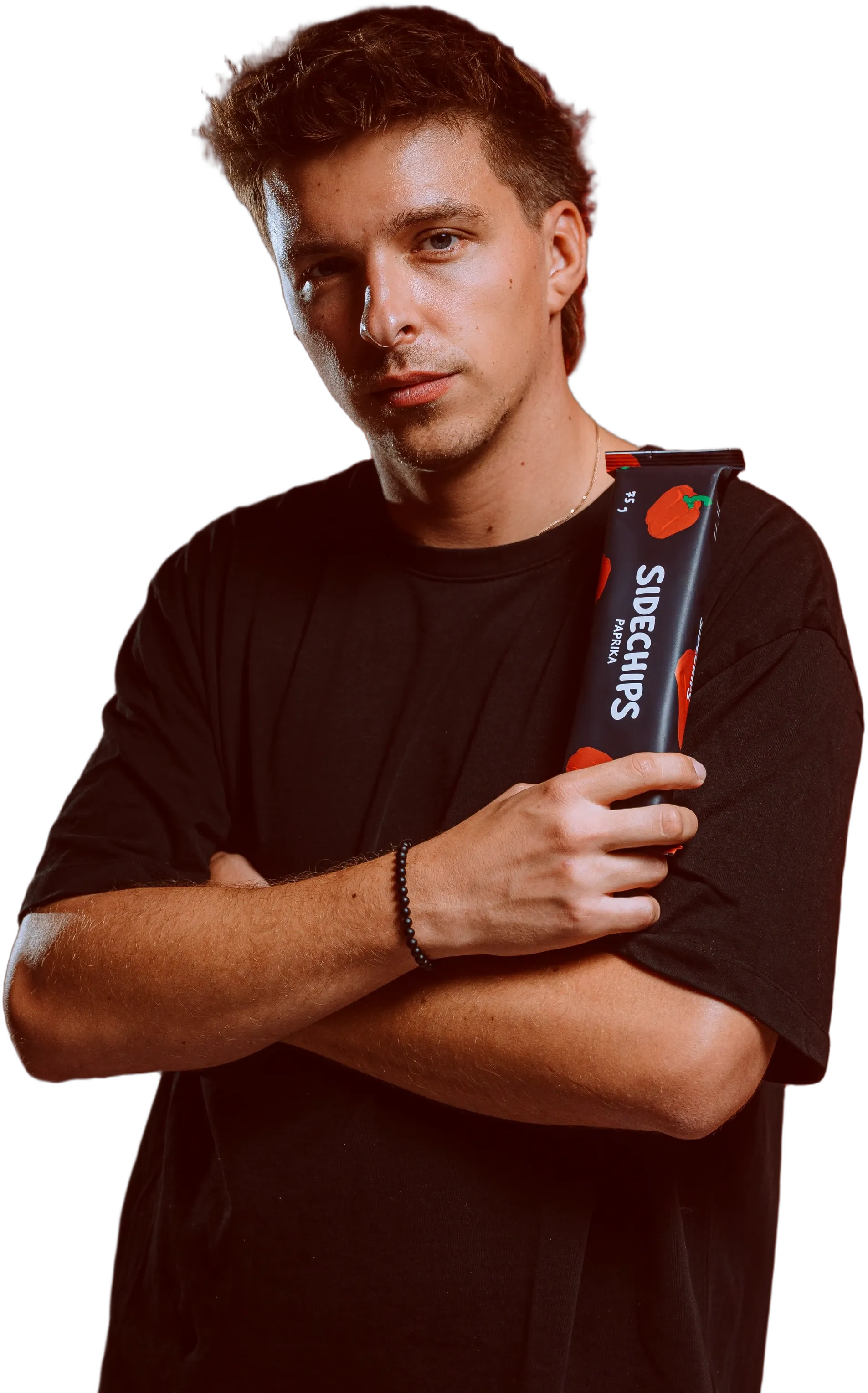 Zakladatel Sidechips se sáčkem chipsů s příchutí paprika